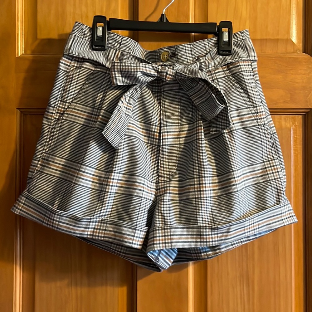Abercrombie & Fitch plaid shorts